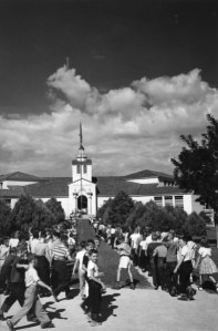 Monte Vista Kids Nov 1947 PA1980-184-735012